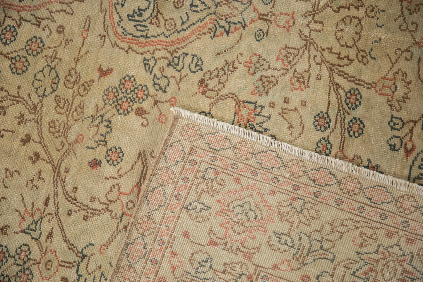 6.5x9.5 Vintage Distressed Sparta Carpet