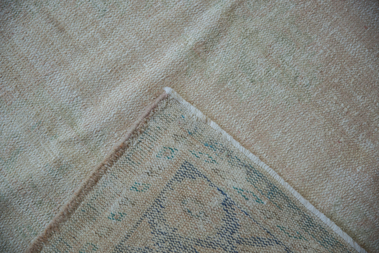 6x9.5 Vintage Distressed Oushak Carpet