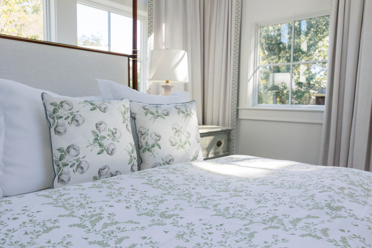 Ruth in Green Flat Sheet