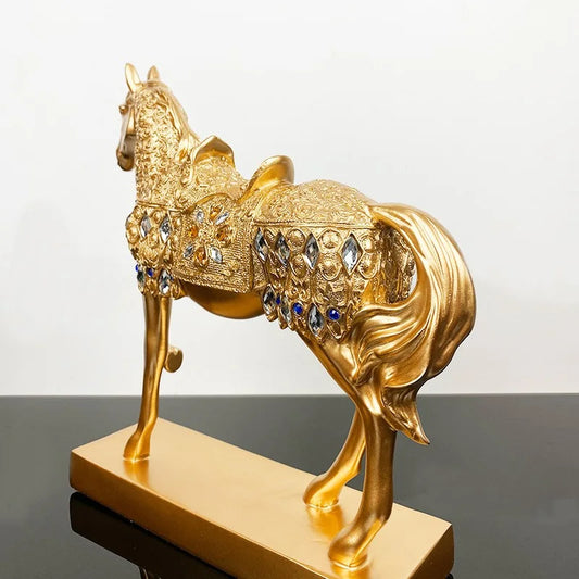 Golden Horse Statue Decoration, Country Carved Horse Statue Decoration Gift Table Resin Horse Statue Decoration Decoration