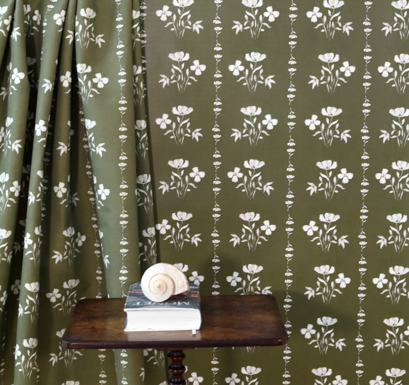 Carneal in Terrace Wallpaper