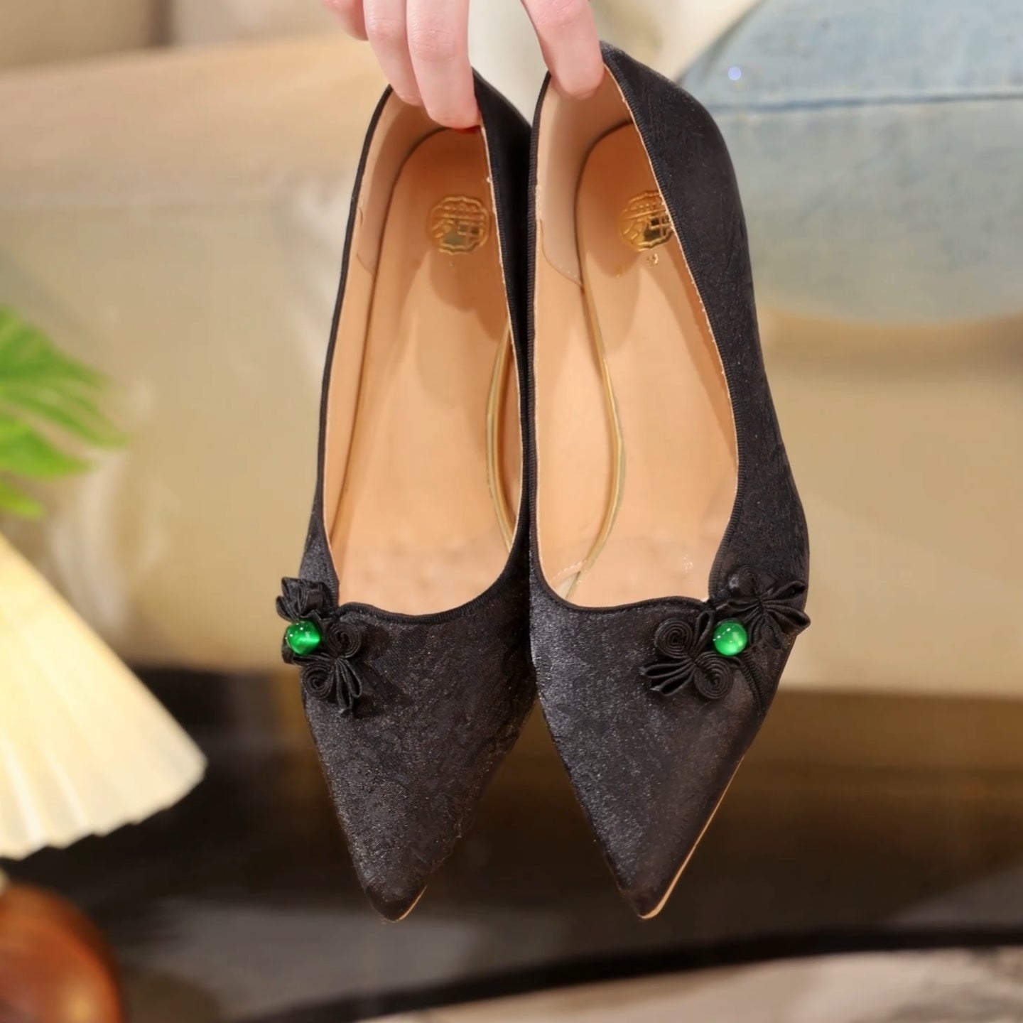 Women's Jacquard Pointed-Toe Kitten Heel Pumps | Floral Pearl Satin Dress Shoes