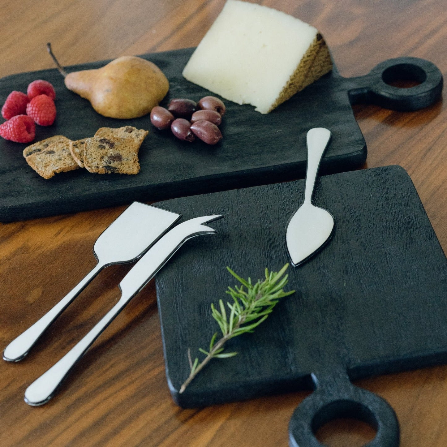 Harlow Cheese Set, White