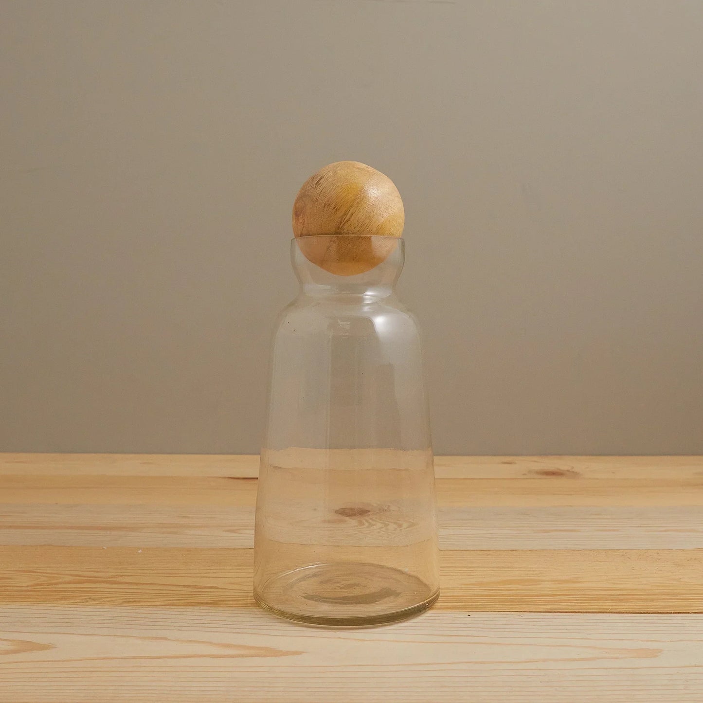 The Baylor Glass Decanter with Mango Wood Stopper, Medium
