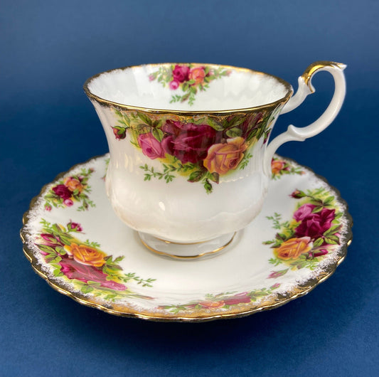 Royal Albert Cup and Saucer. Old Country Roses Motif Tea/Coffee Set. Made in England. Replacements. Gift for Mom. Gift for Her.