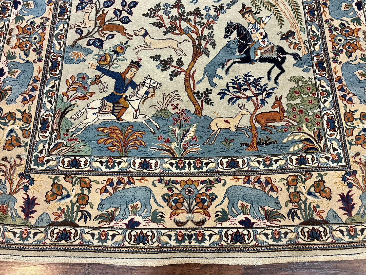 The Sporting Estate Semi-Antique Persian Kashan Hunting Rug — 4'6" × 7'