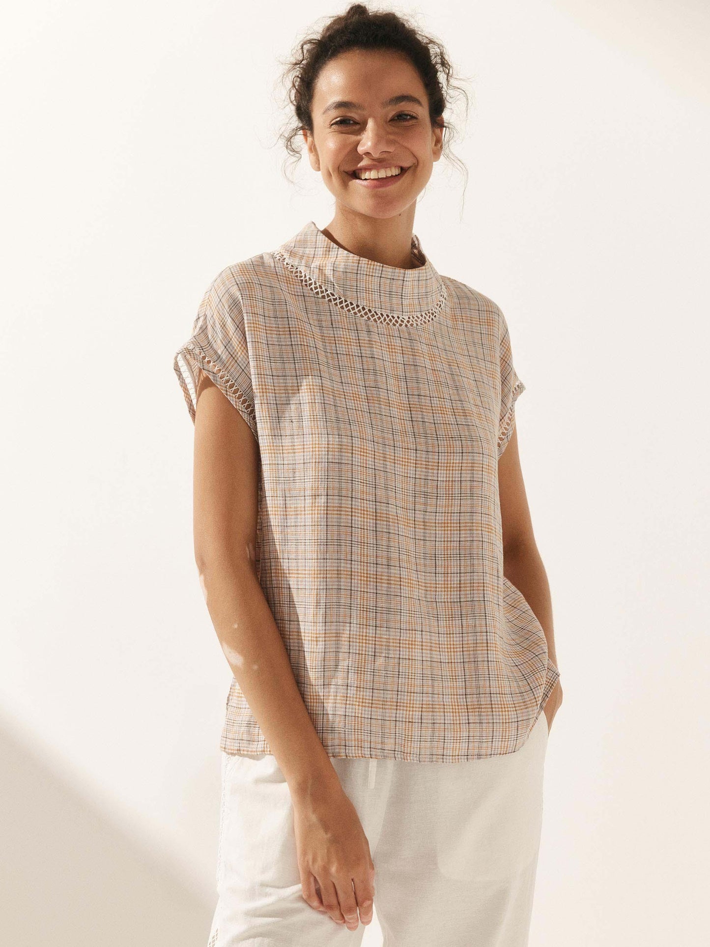 Linen Cutout Turtleneck Top QUINN