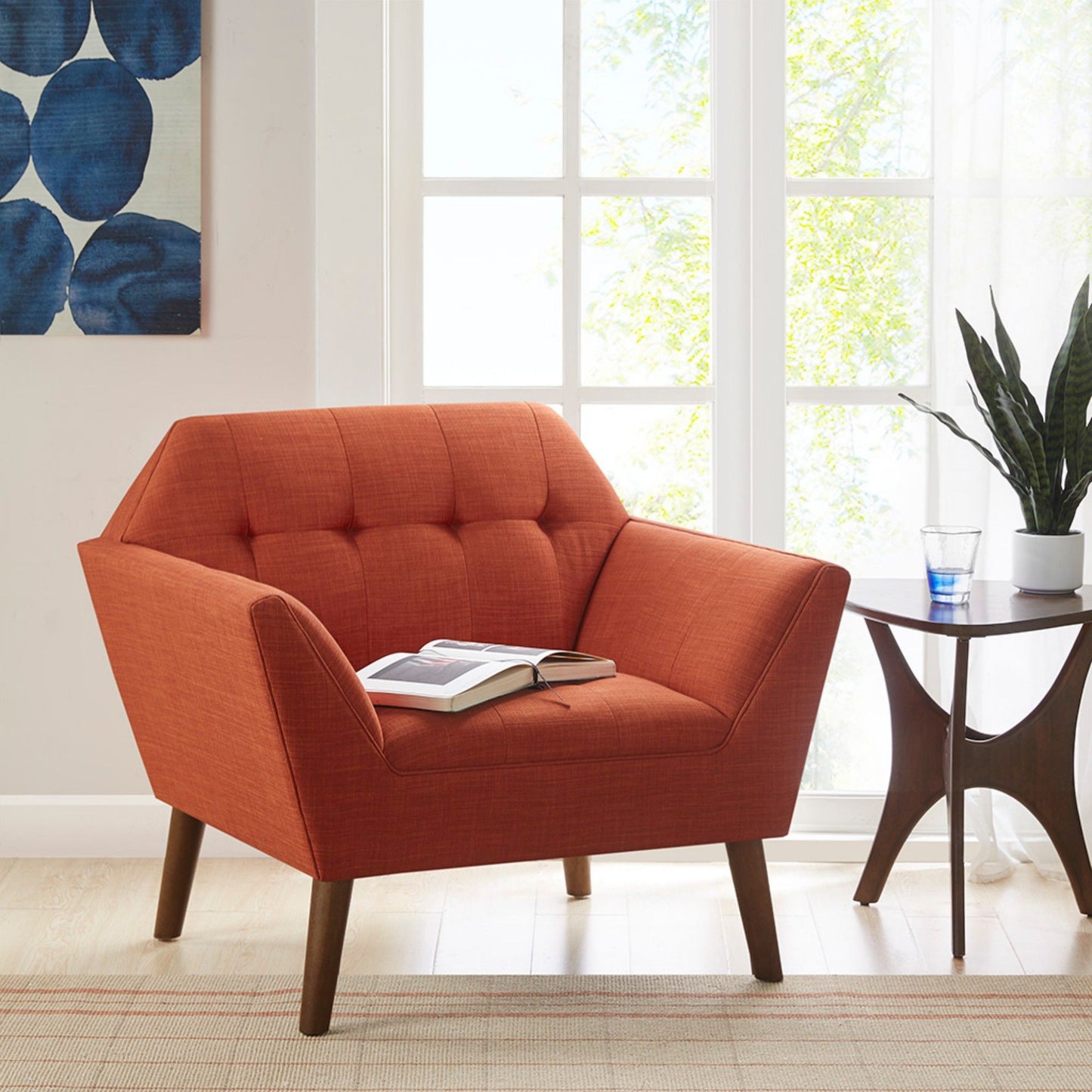 ***Modern Lounge Chair With Button Tufting