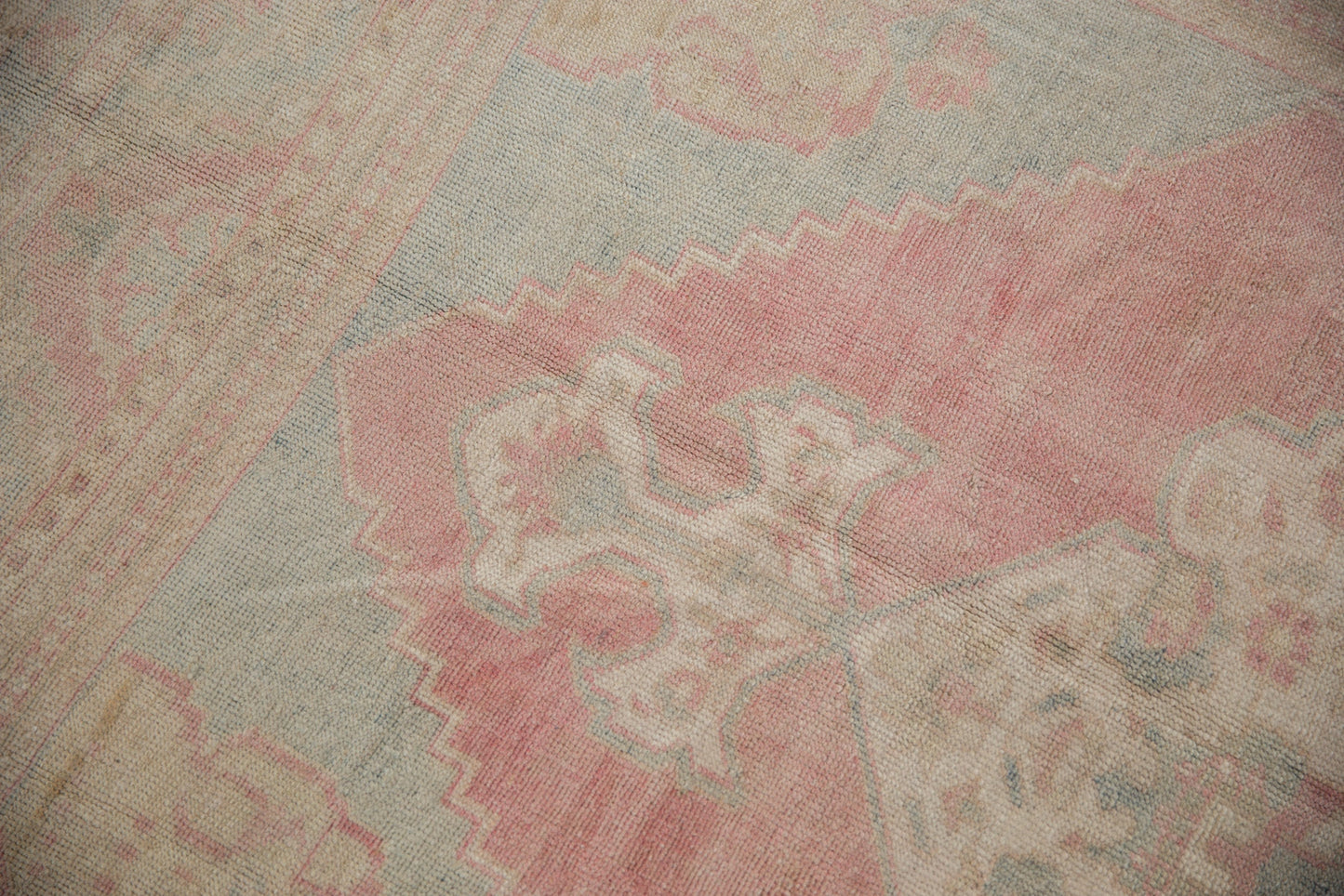5x8.5 Vintage Distressed Oushak Carpet