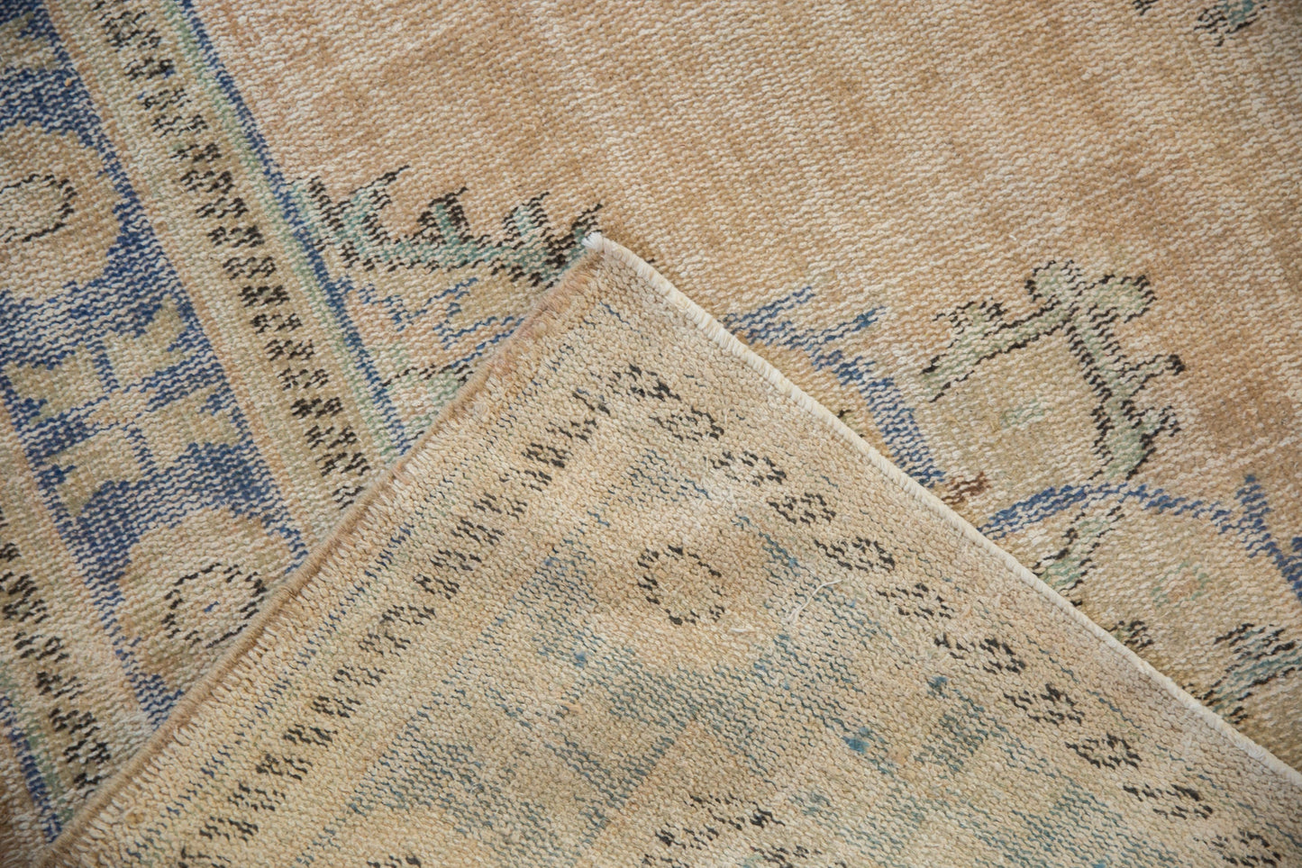 6x9.5 Vintage Distressed Oushak Carpet