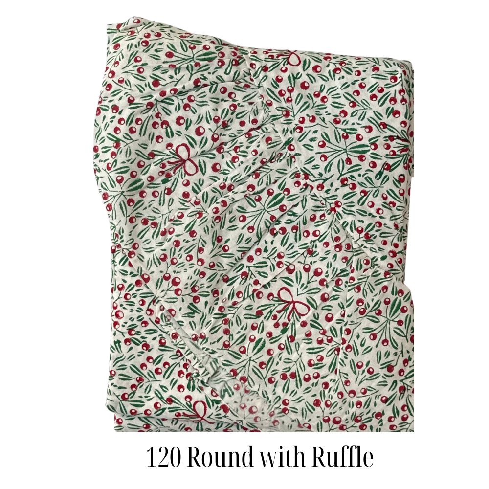 The Mistletoe & Bows - Tablecloth