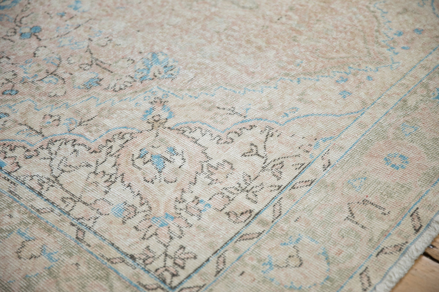 7x10 Vintage Distressed Sparta Carpet