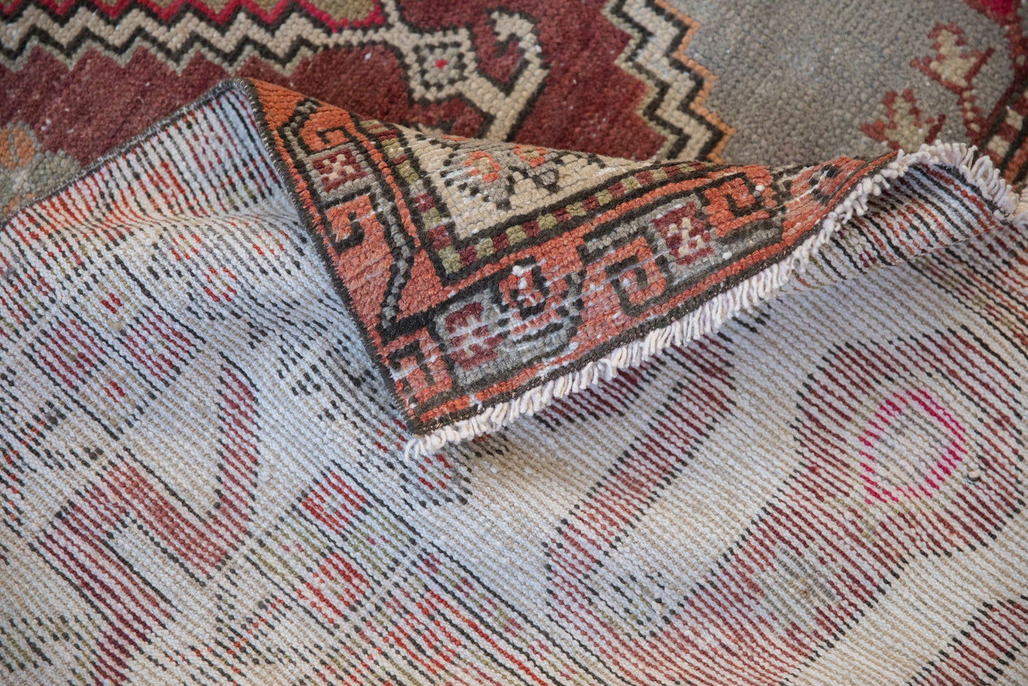 5.5x8.5 Vintage Distressed Oushak Carpet