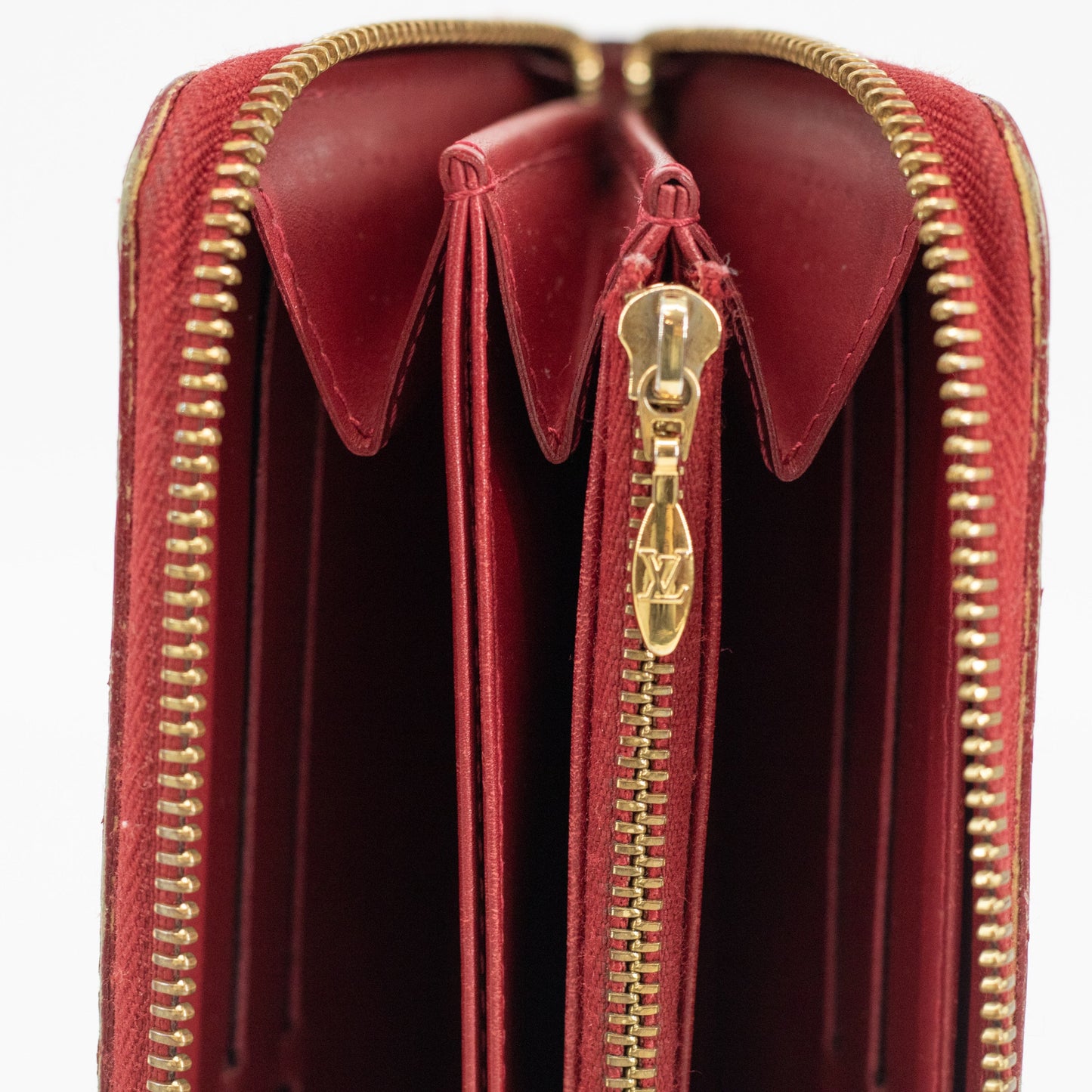 Louis Vuitton Vernis Red Zippy Wallet #1761