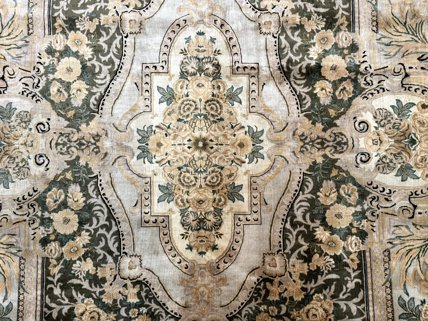 Aubusson Rug 8x10, Very Fine 225 KPSI, Floral, French European Design, Pakistani Carpet