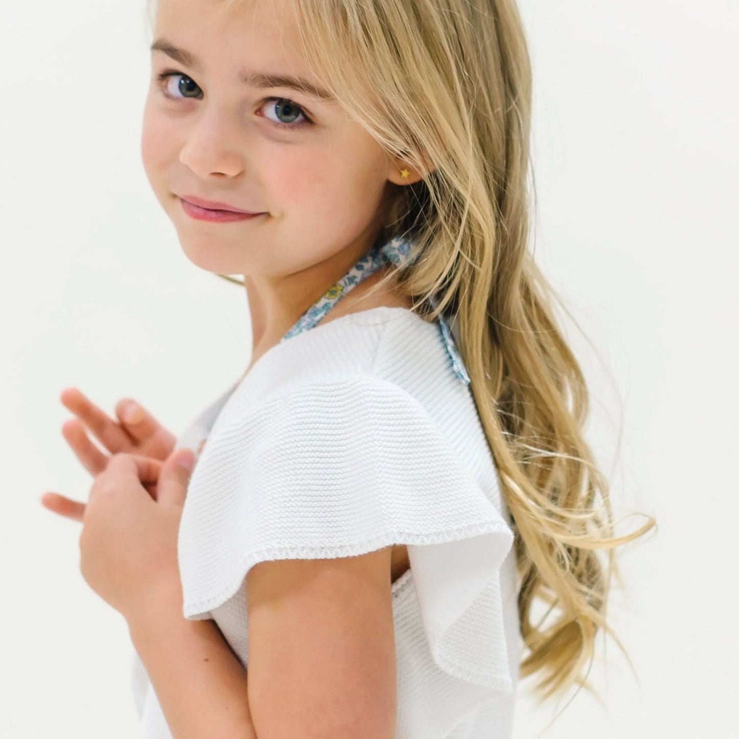 Ruffle Sleeve Sweater Vest