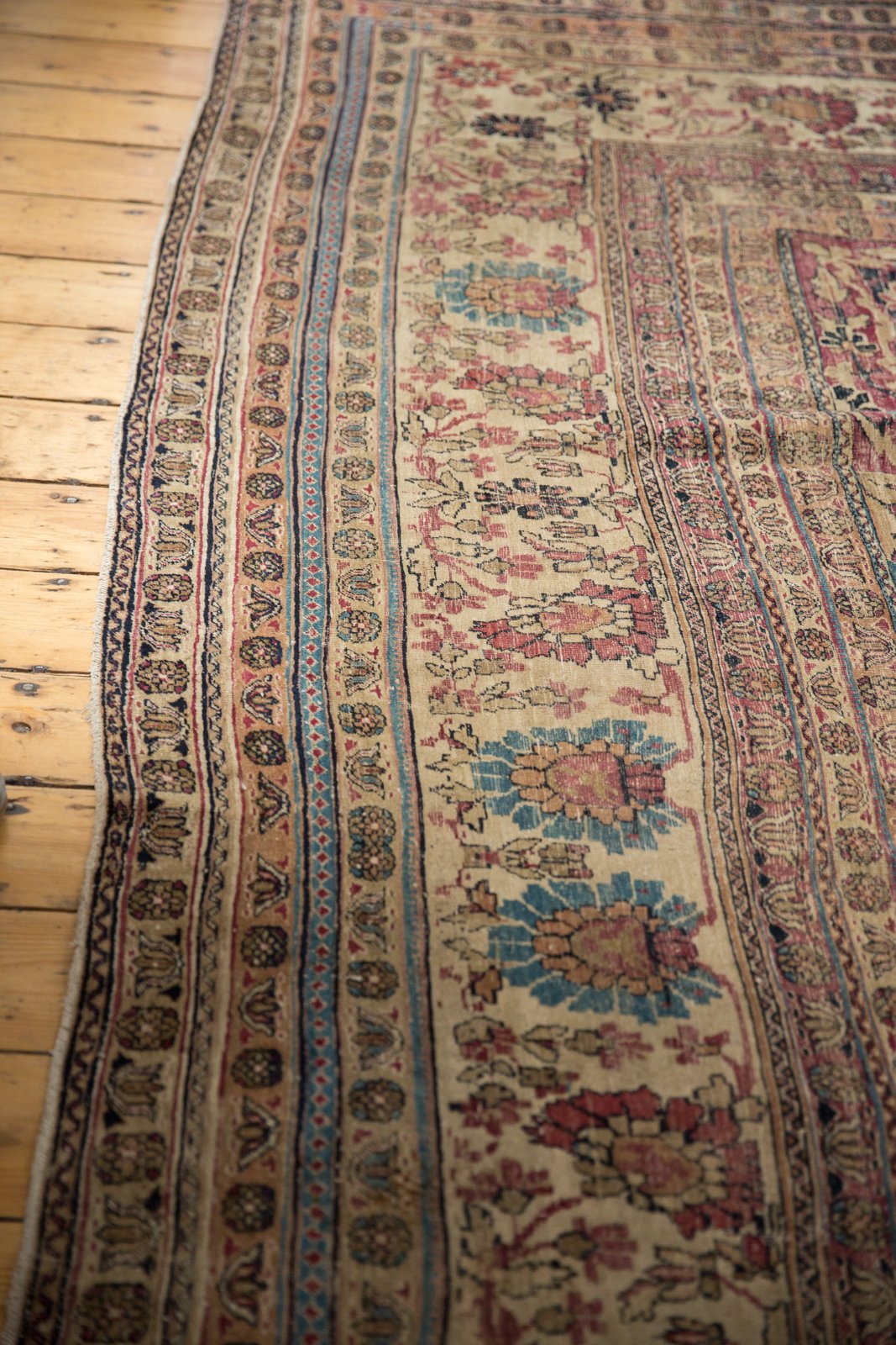 11.5x19.5 Antique Kermanshah Carpet
