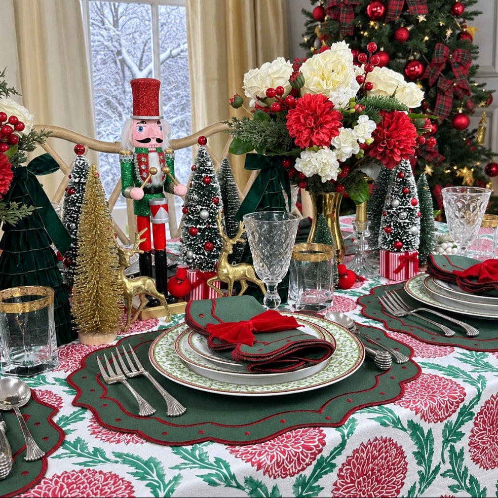 The Eve Placemat - Green and Red (Set of 4)