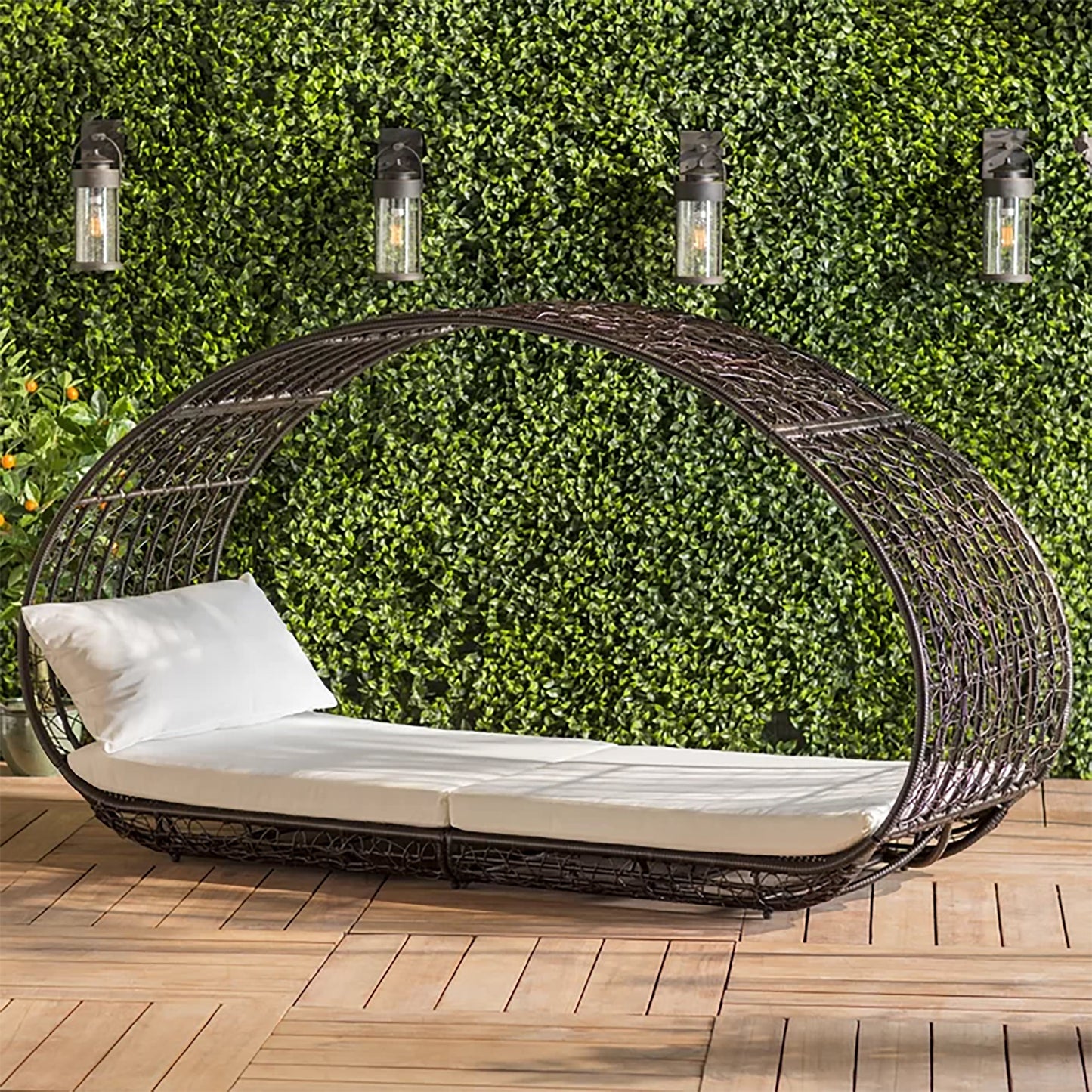 Outdoor Wicker Sofa with Cushions