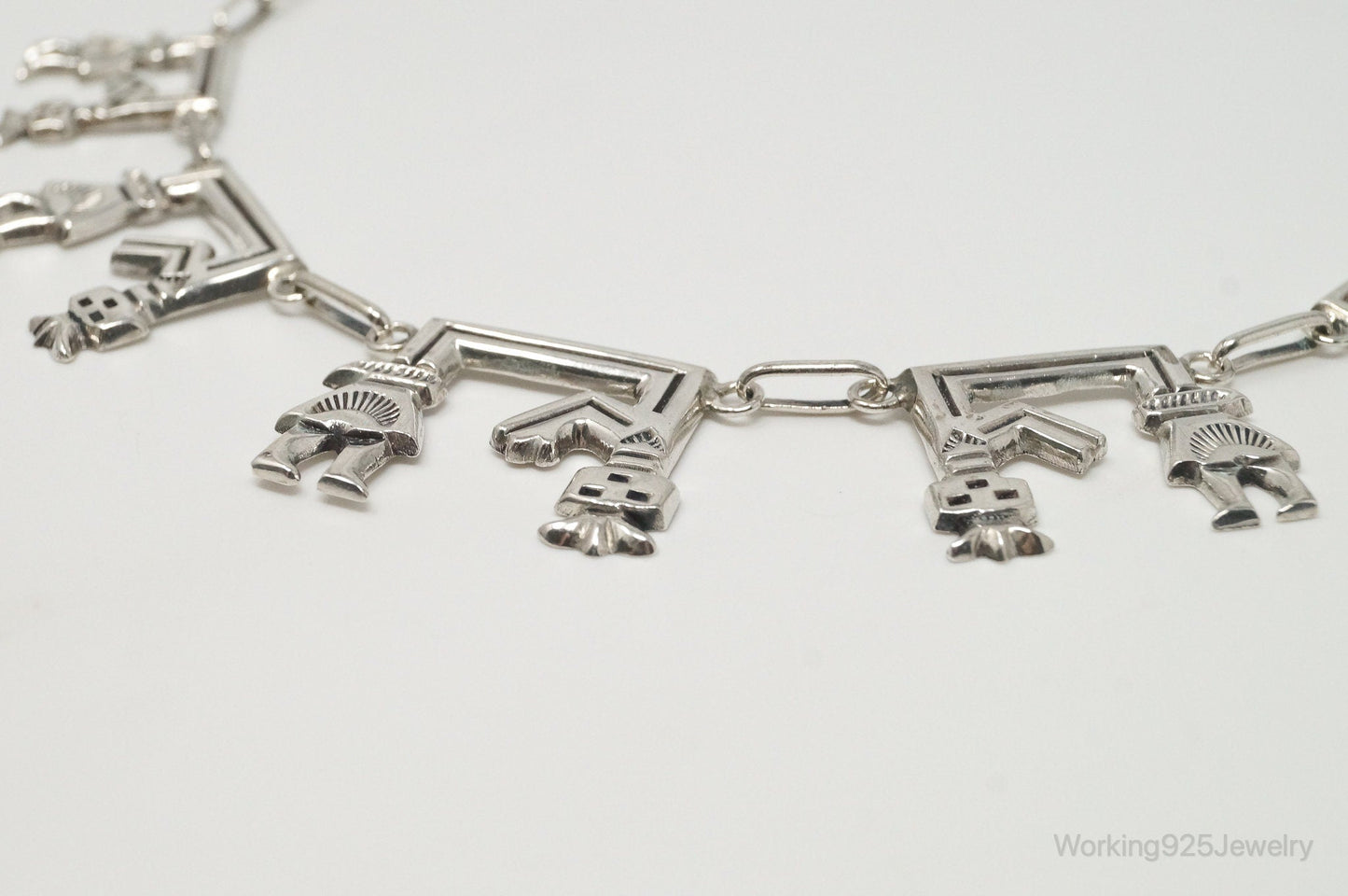 Vintage Native America Unsigned Sterling Silver Necklace