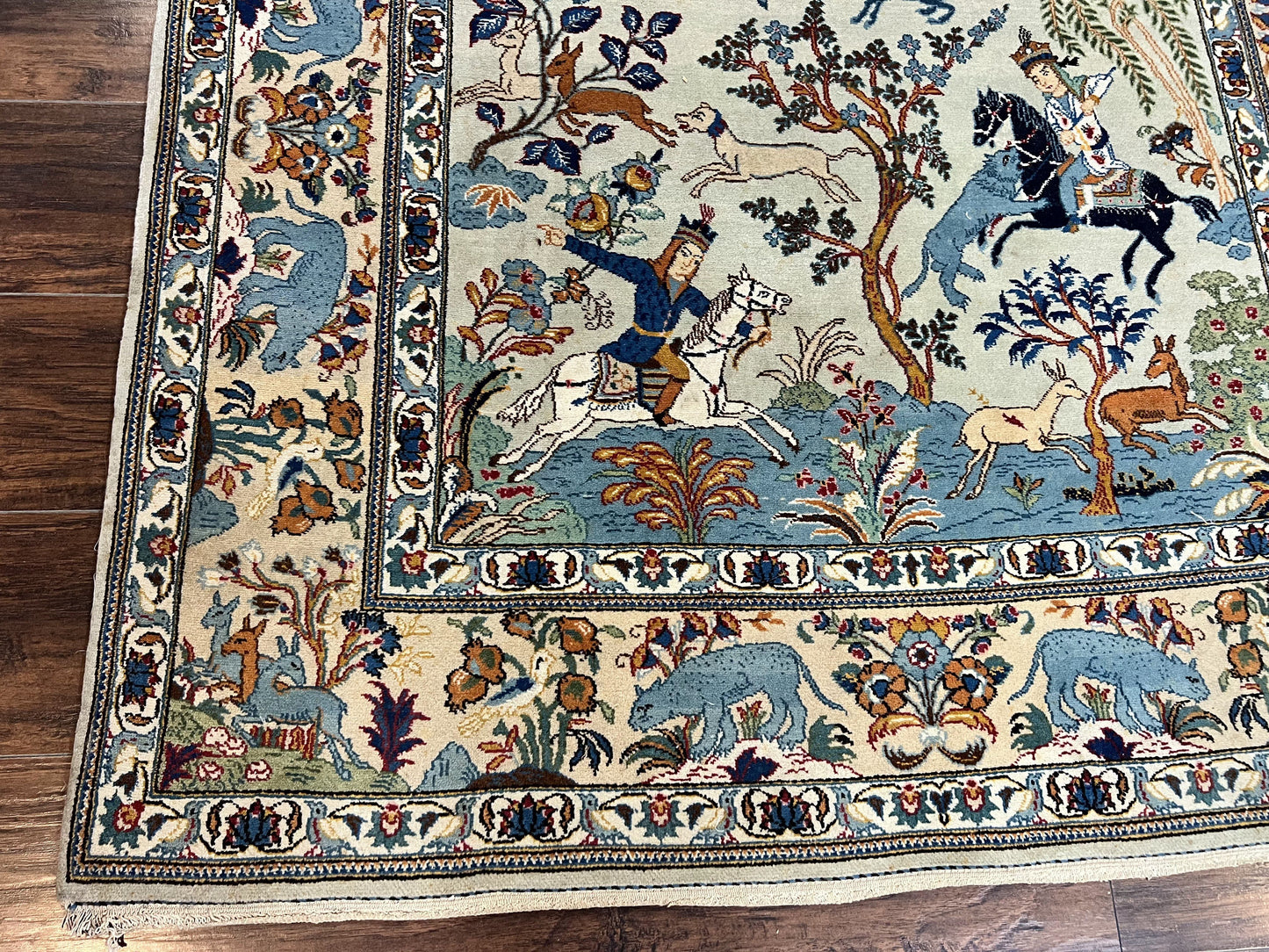 The Sporting Estate Semi-Antique Persian Kashan Hunting Rug — 4'6" × 7'