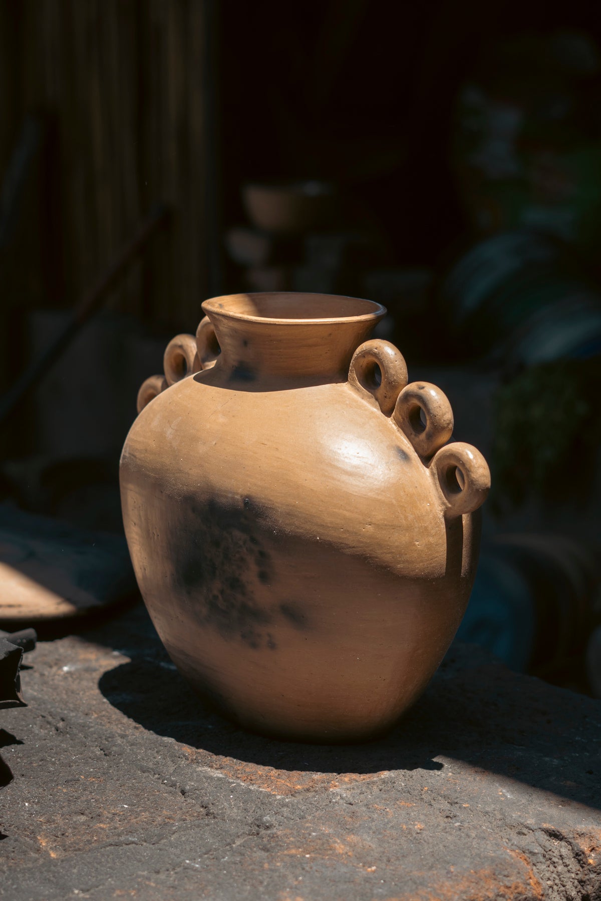 PALO SANTO Altar Vessel — Hand-Fired Oaxacan Clay