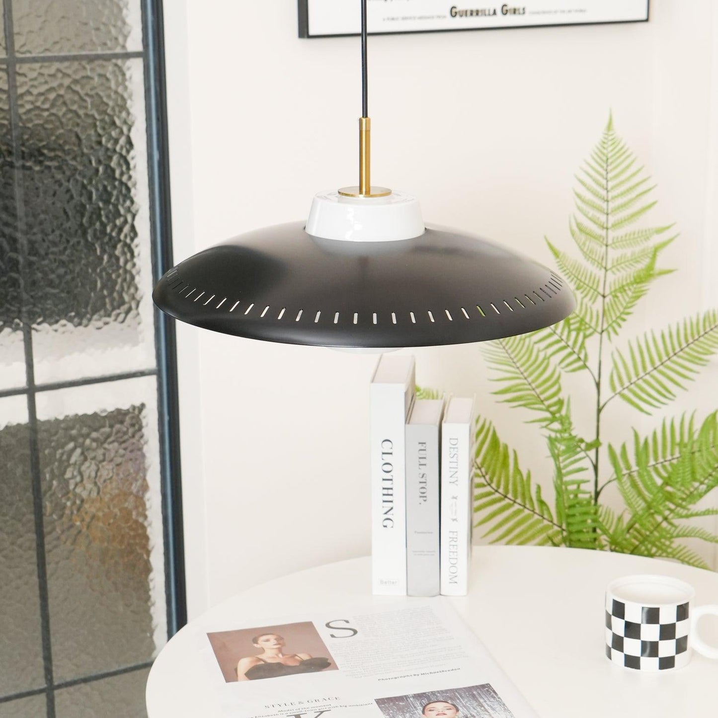 Alien Frisbee Pendant Lamp 17.7"