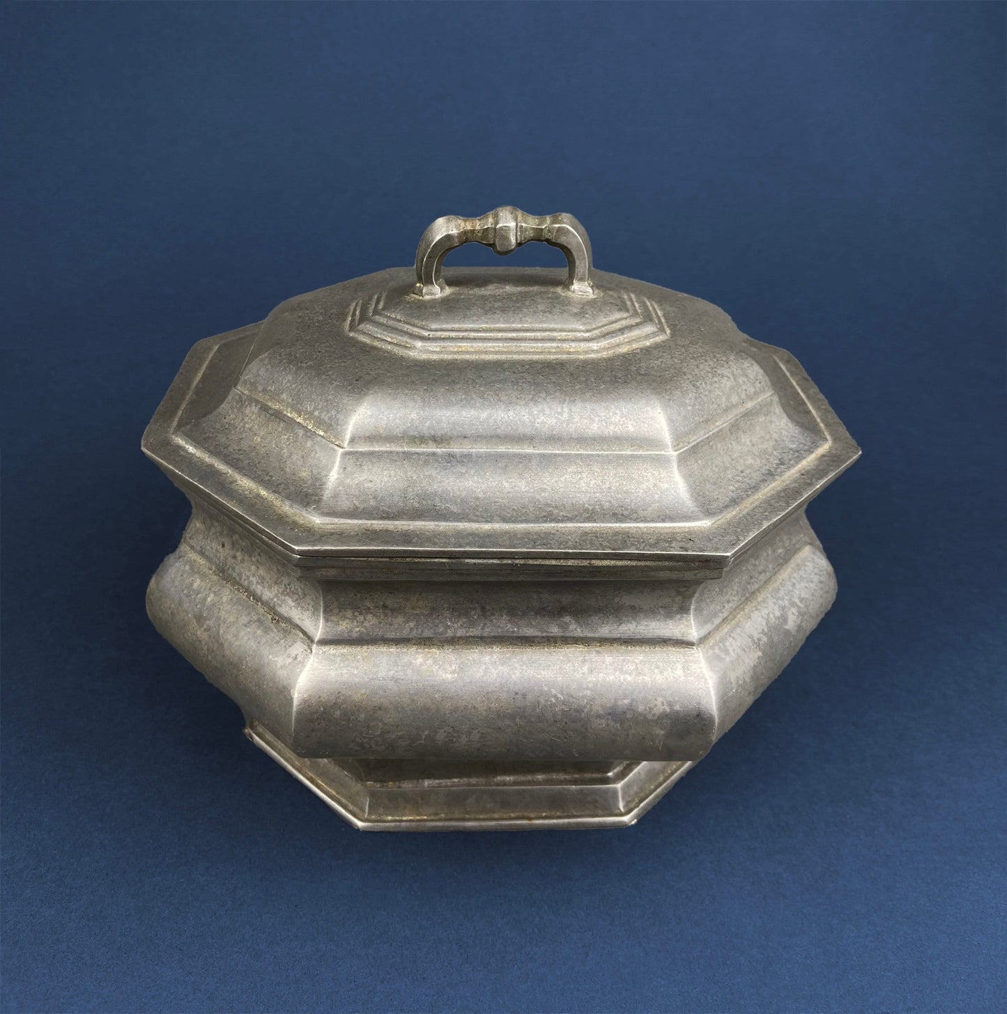 Antique Italian Pewter Box with Hinged Lid. Large Pewter Bowl Made in Italy. Trinket or Jewelry Box.