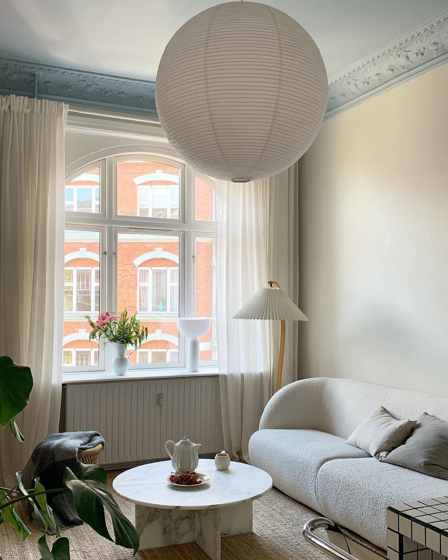 Caprani Floor Lamp 28.4"