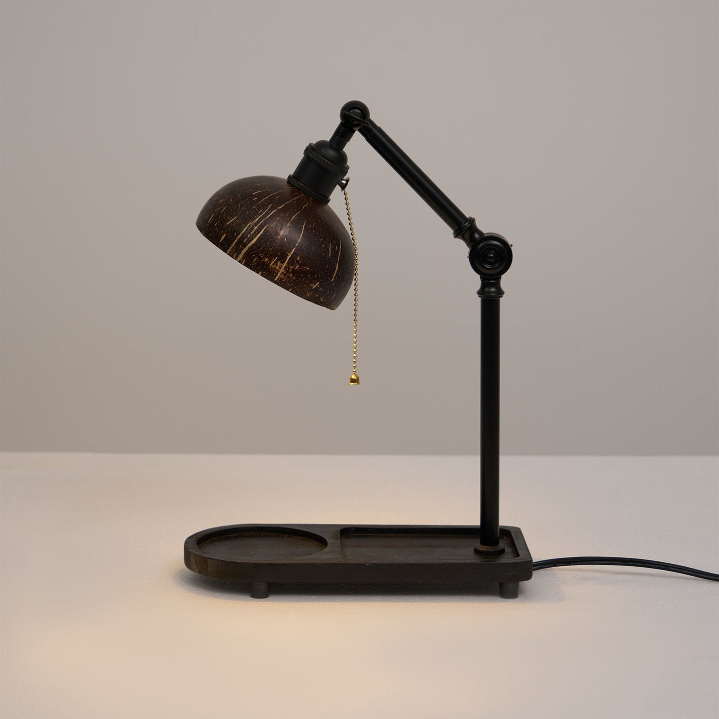 Christian Dell Table Lamp 5.1"