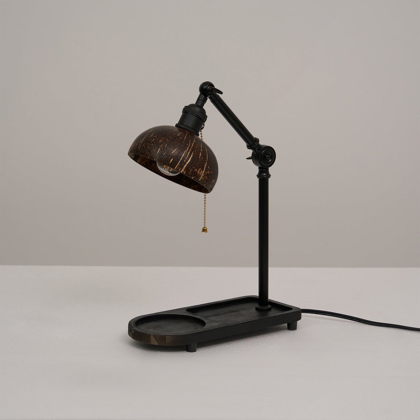 Christian Dell Table Lamp 5.1"