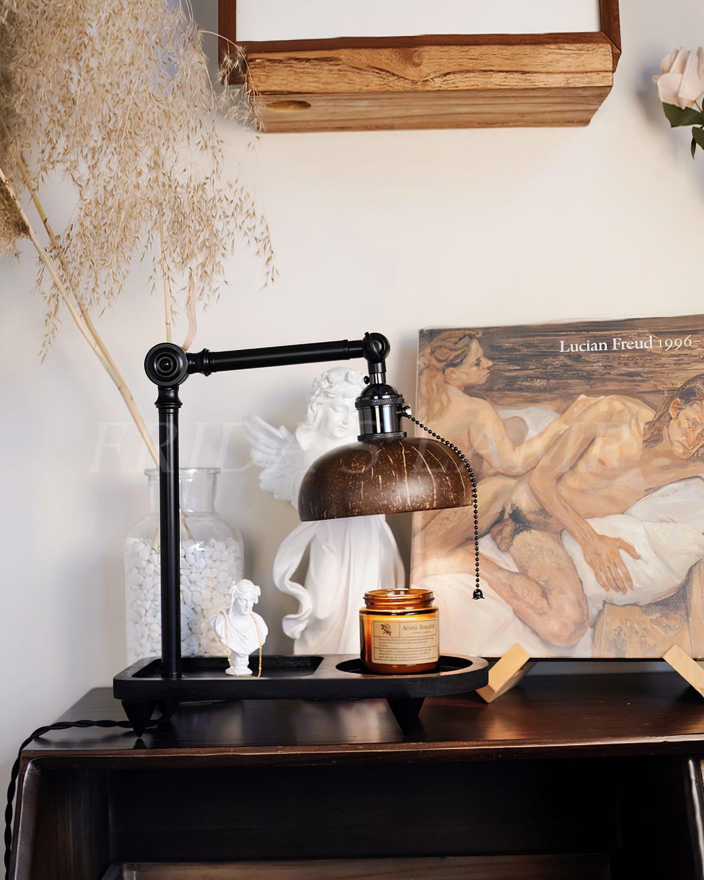 Christian Dell Table Lamp 5.1"