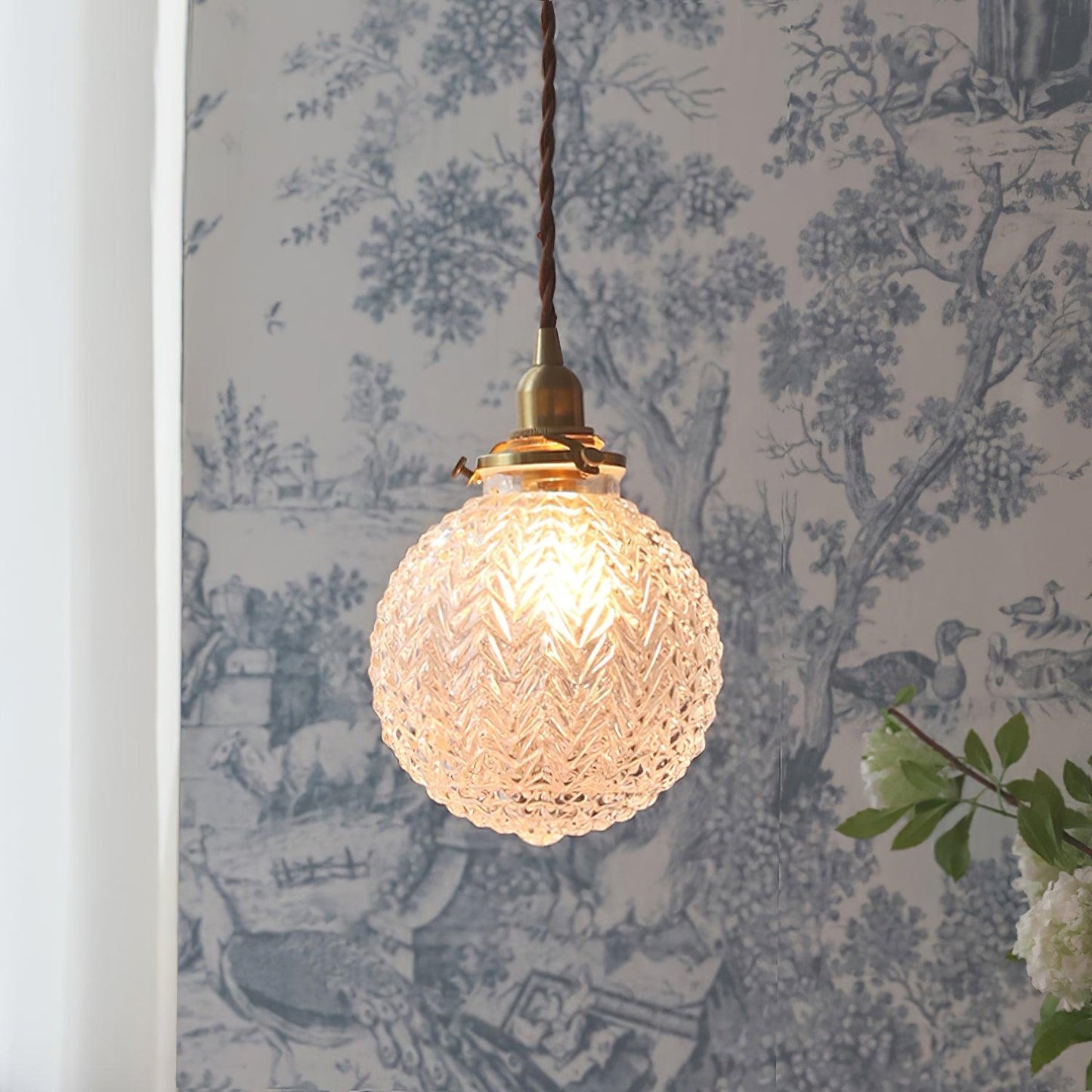 Colonial Global Pendant Light 5.1"
