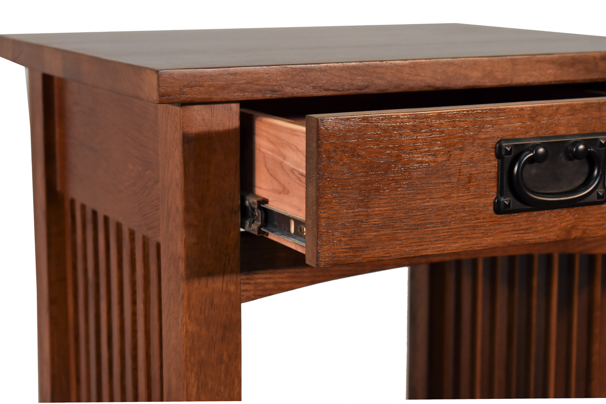The Heritage Mission Spindle End Table — Quarter-Sawn Oak