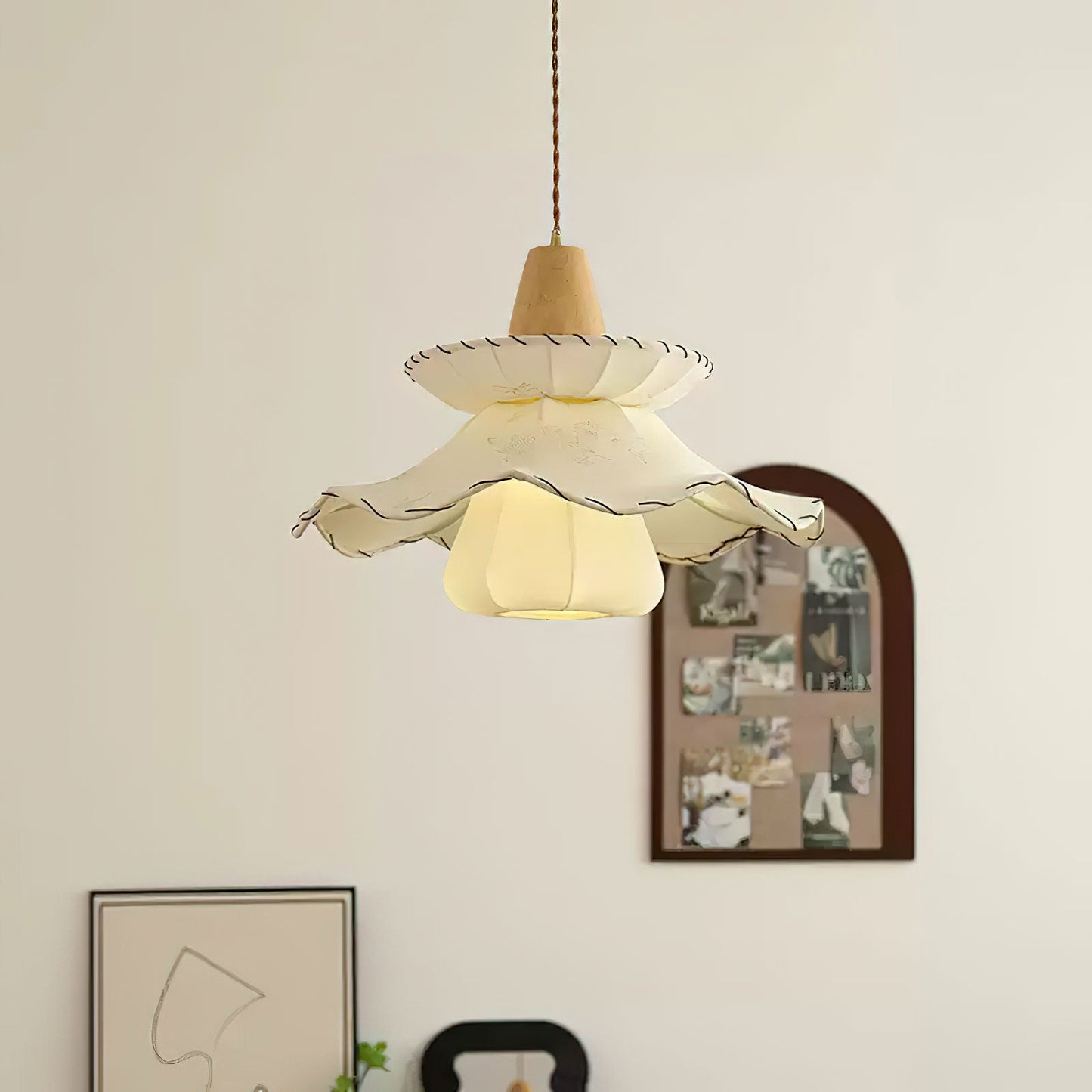 Daisy Charm Pendant Light 17.7"