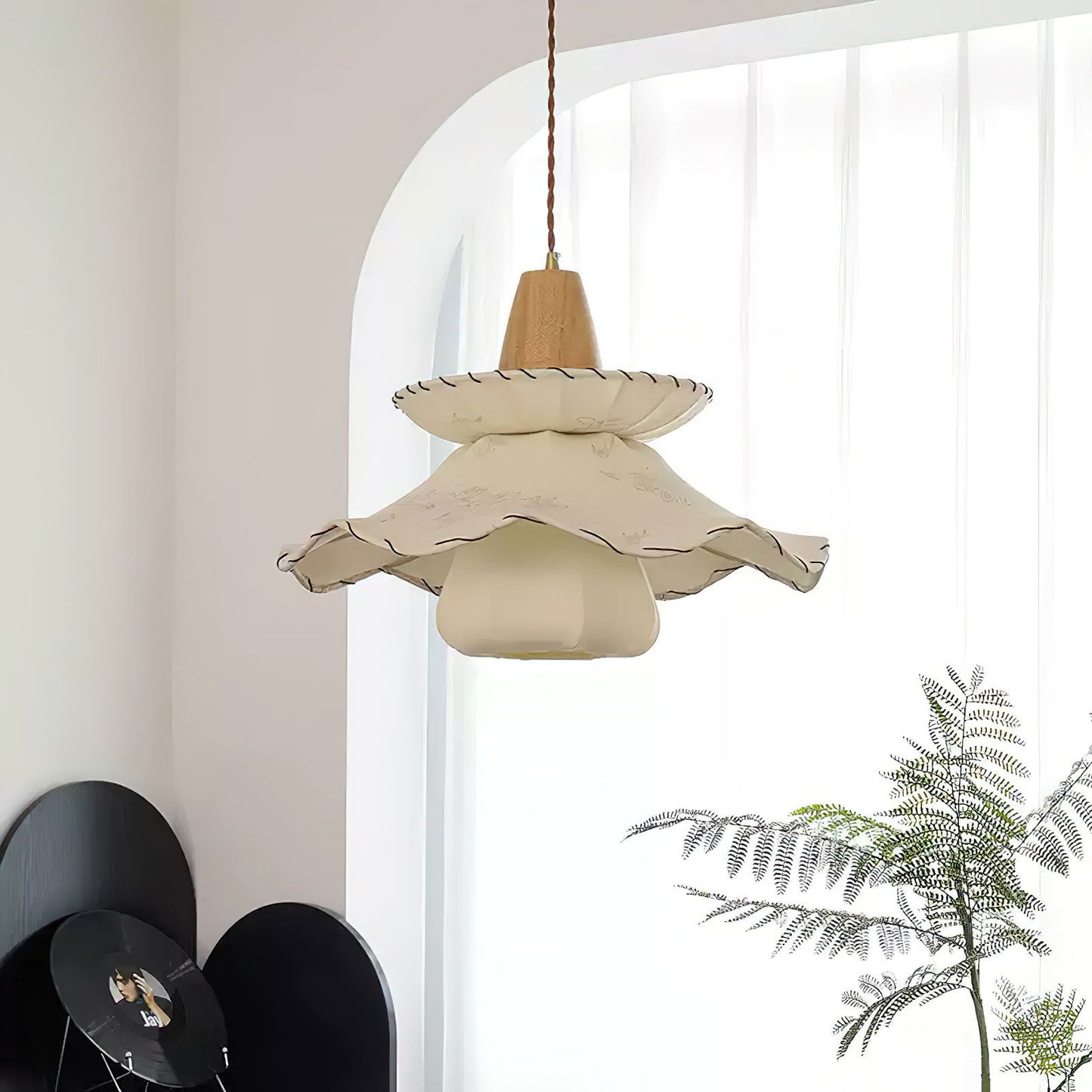 Daisy Charm Pendant Light 17.7"