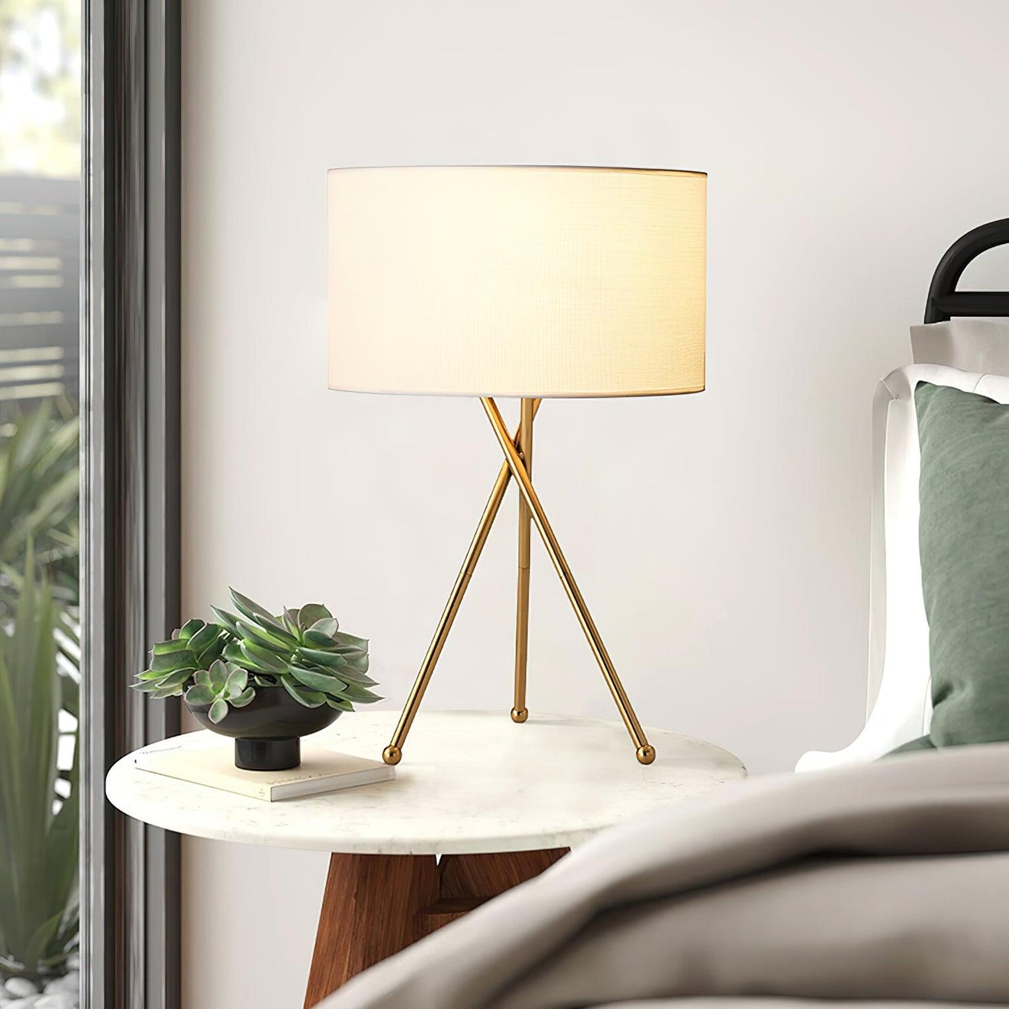 Drum Shaped Table Lamp 13.8"