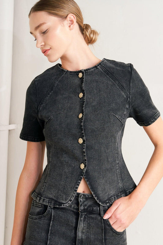 ELEGANT EVERYDAY LOOK DENIM JACKET