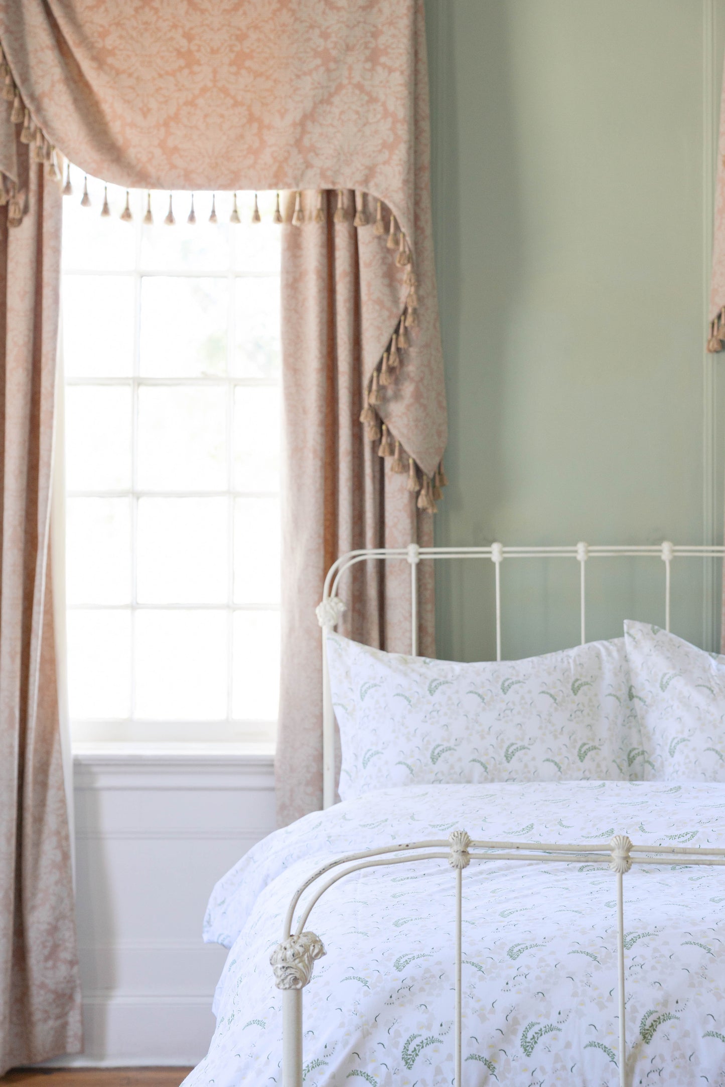 Lily of the Valley Fitted Sheet