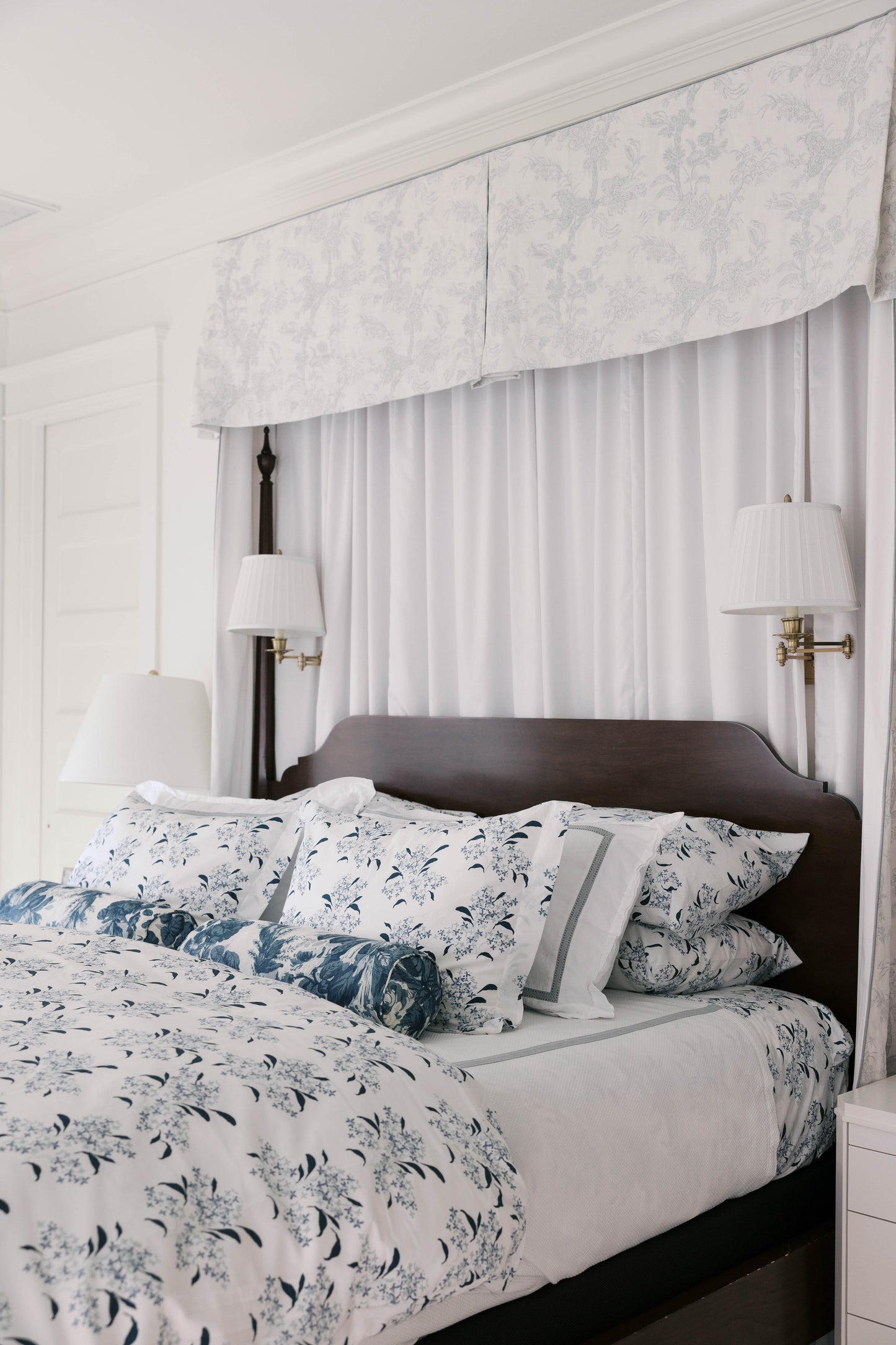 Lilac in Blue Flat Sheet
