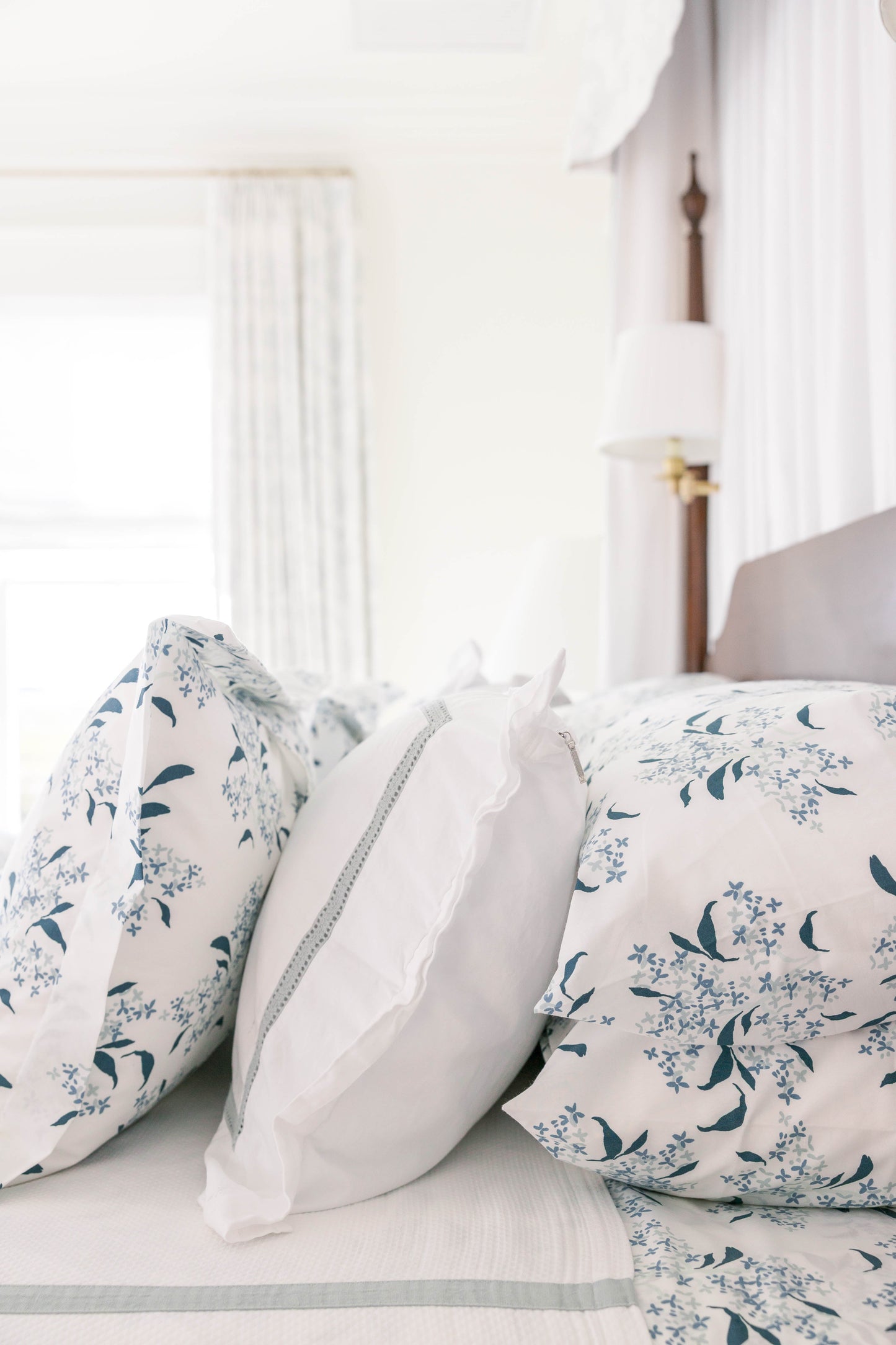 Lilac in Blue Flat Sheet