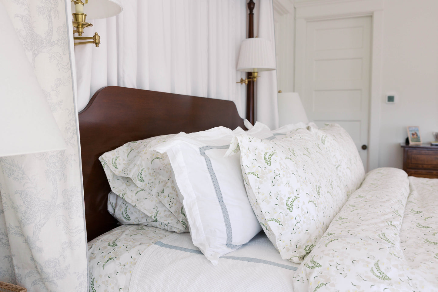 Lily of the Valley Fitted Sheet