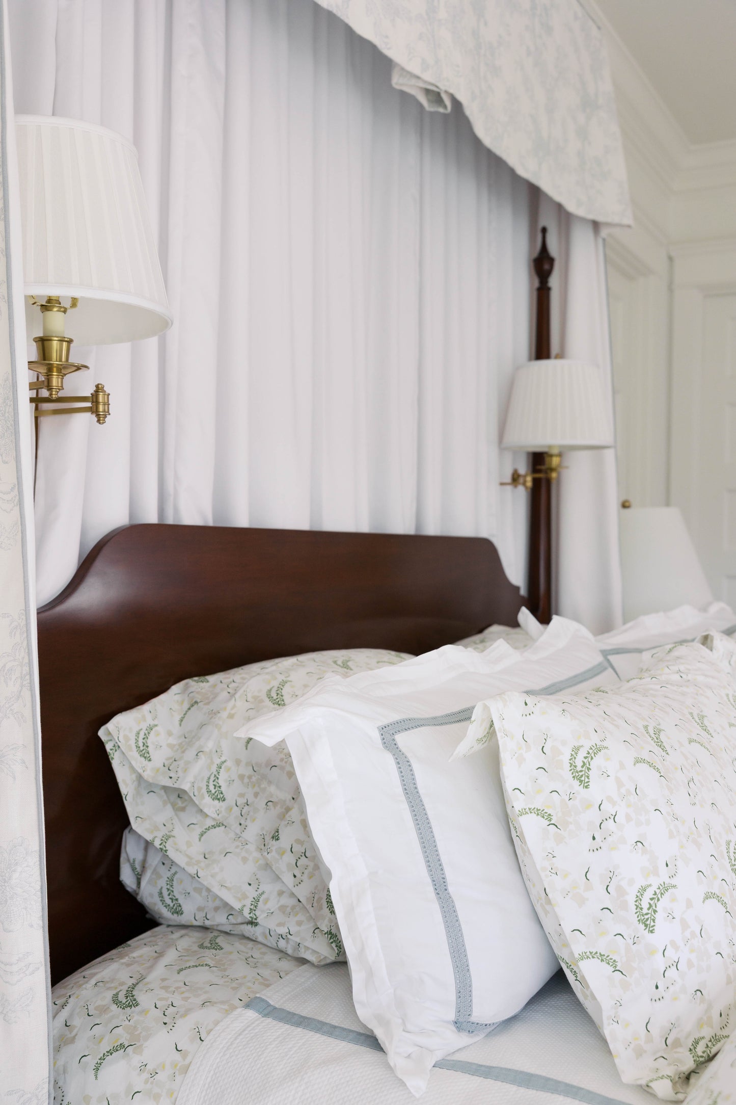 Lily of the Valley Fitted Sheet