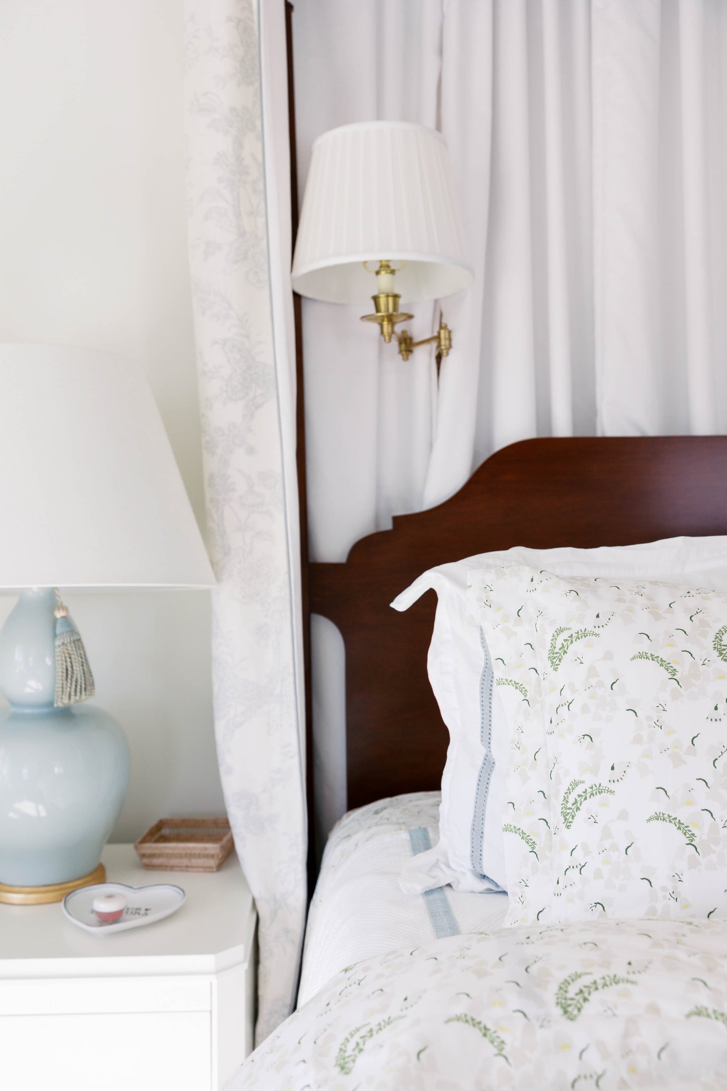 Lily of the Valley Fitted Sheet