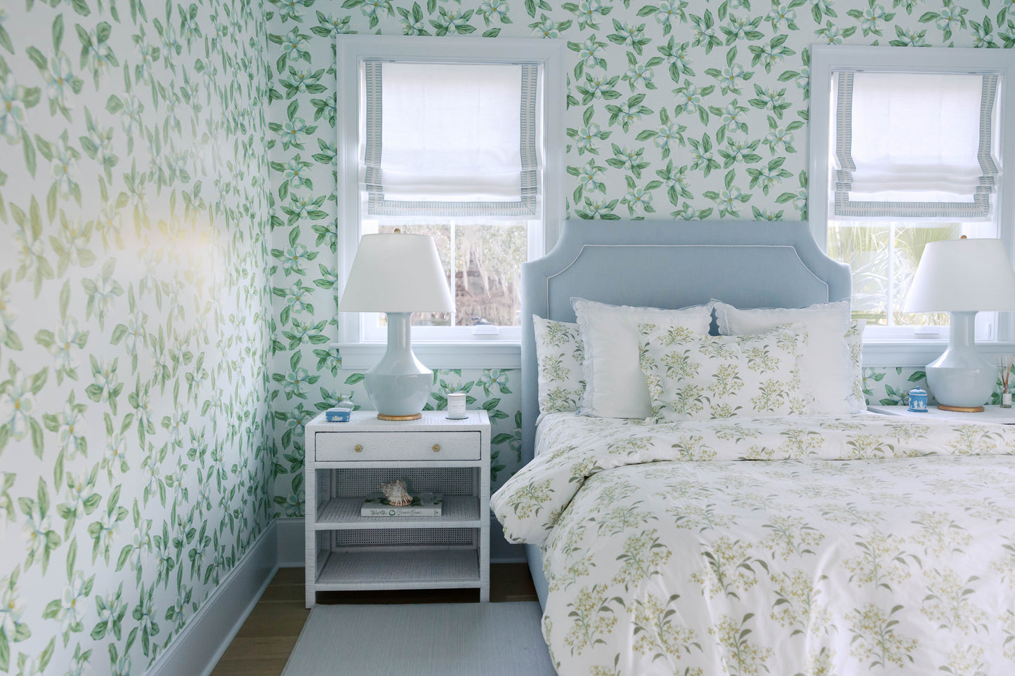 Lilac in Green Flat Sheet