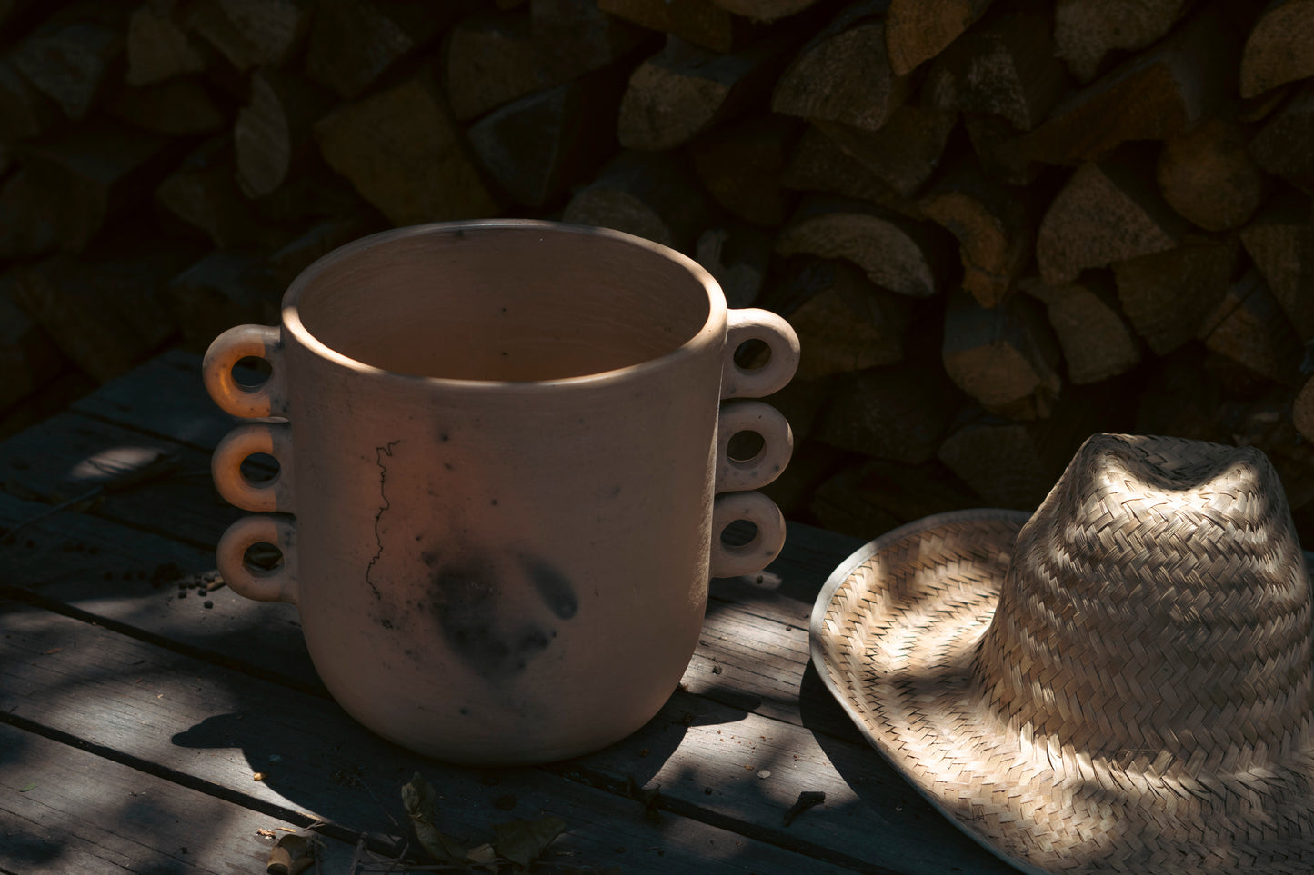 PALO SANTO YUU Vessel — Hand-Fired Oaxacan Clay