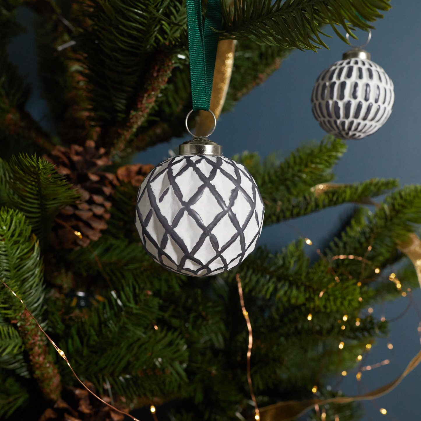 White & Grey Glass Ornament, Lattice Ball