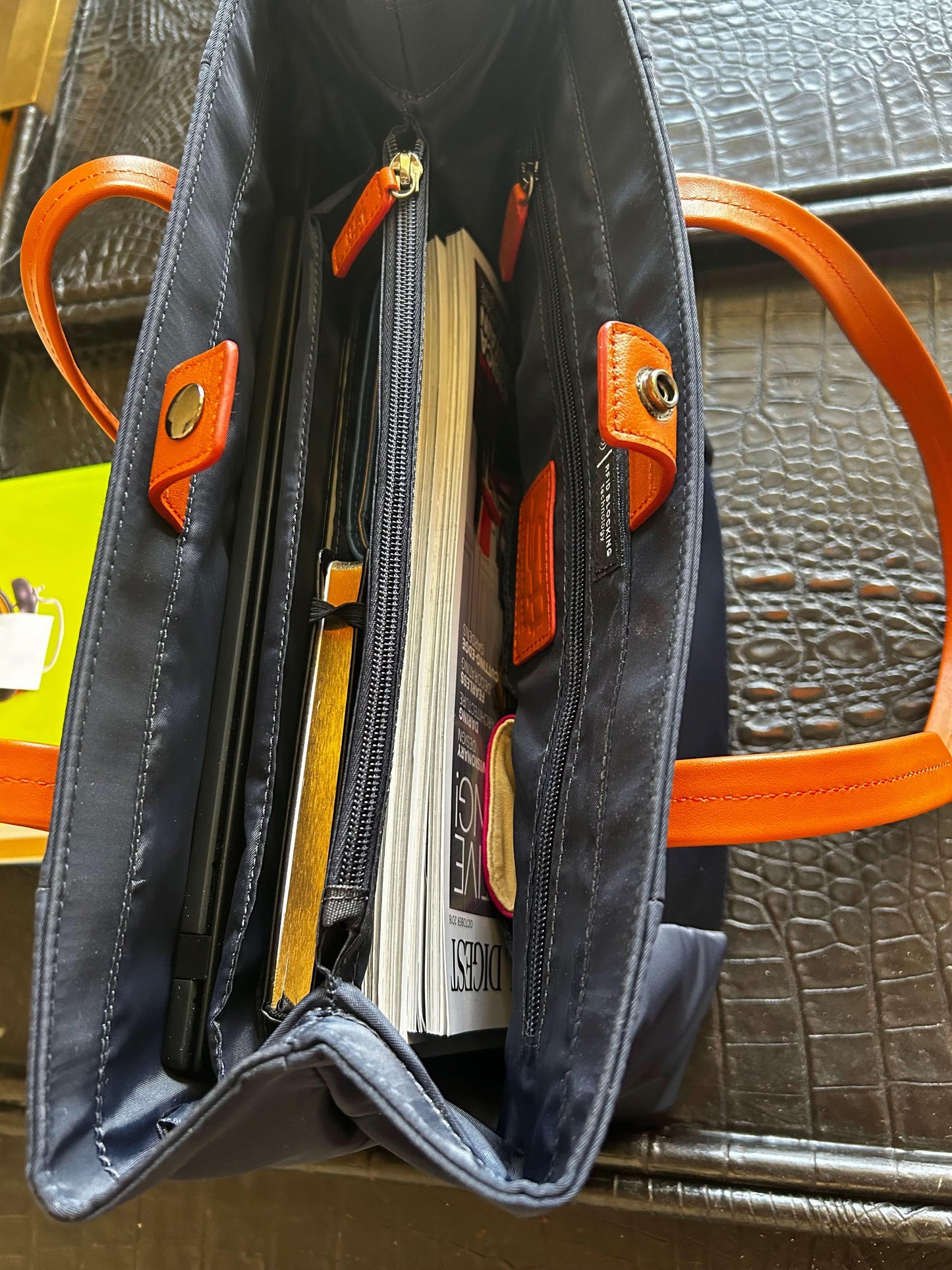15" Lightweight Work & Travel Tote Bag