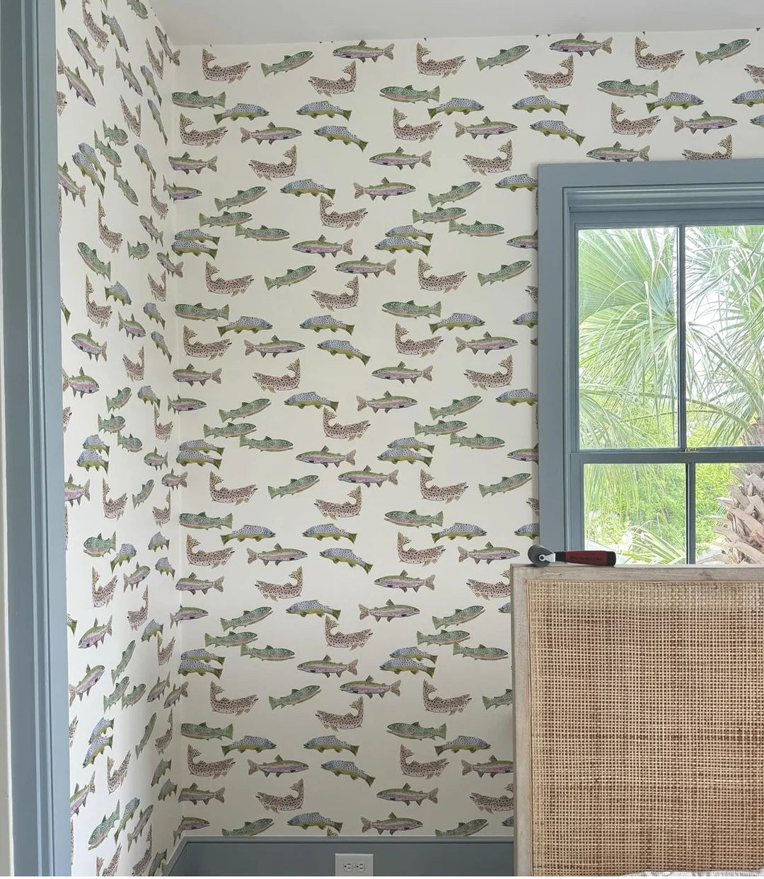 Tight Lines in Cream Wallpaper