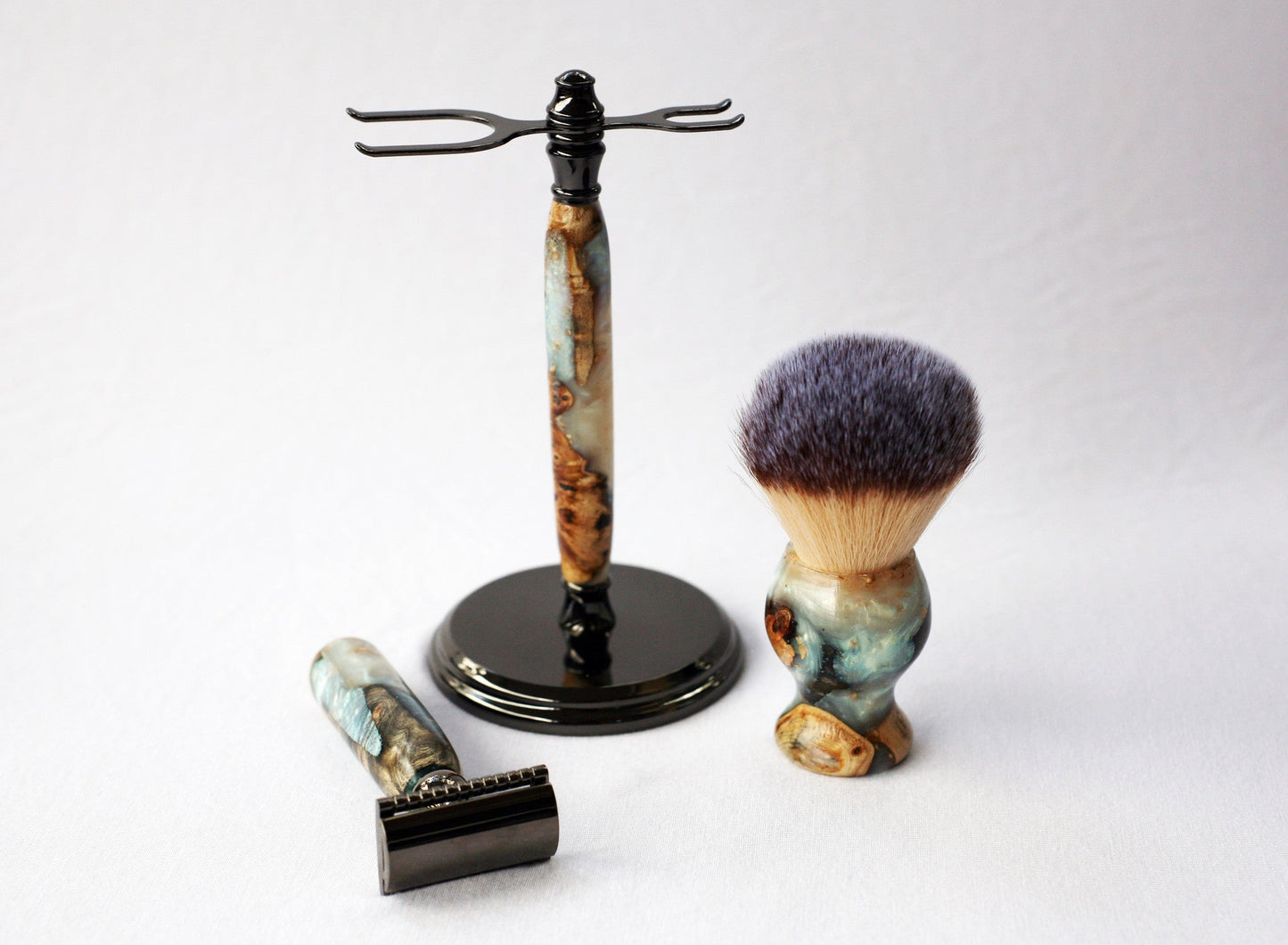 Buckeye Burl Wood Hand Crafted Shave Set with 'Travel to Jupiter'( pearl)Resin safety razor, 26mm lather brush and a matching shave stand.